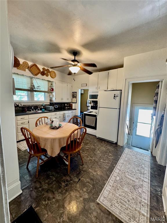 College Ave Add - Residential