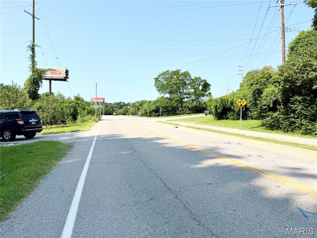 Couzens - Commercial Sale