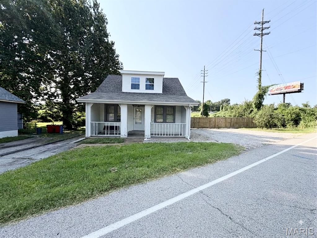 Couzens - Commercial Sale