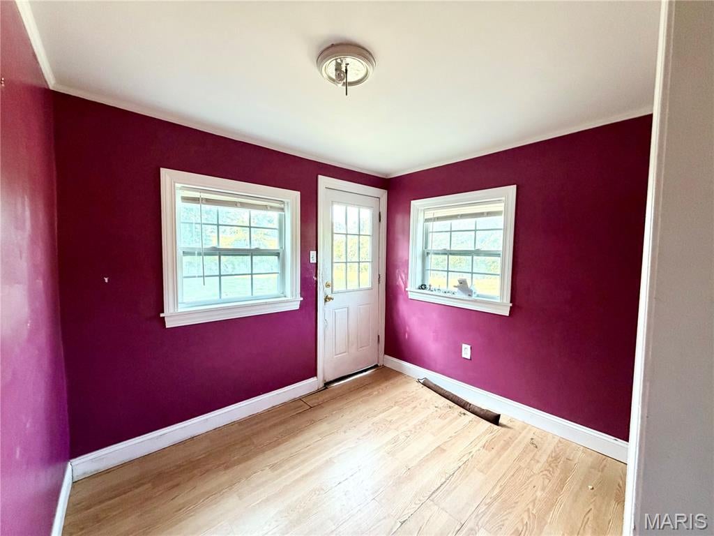 Couzens - Commercial Sale