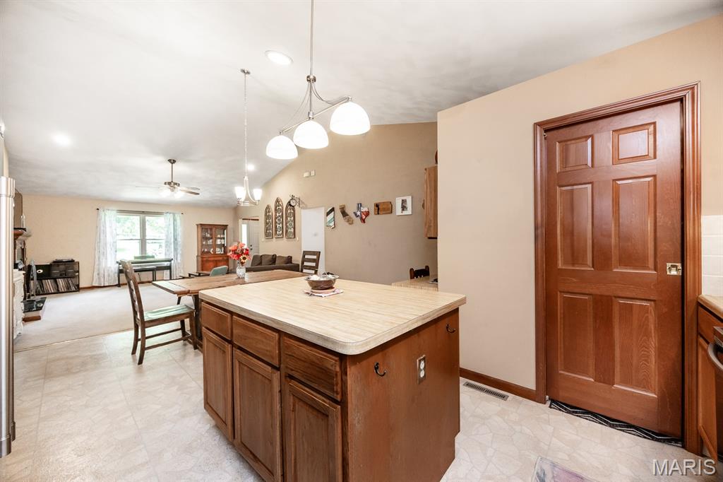 Not In A Subdivision - Residential