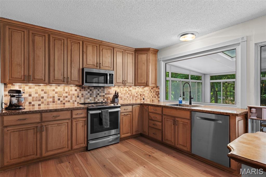 Meadowbrook Farm 8 - Residential