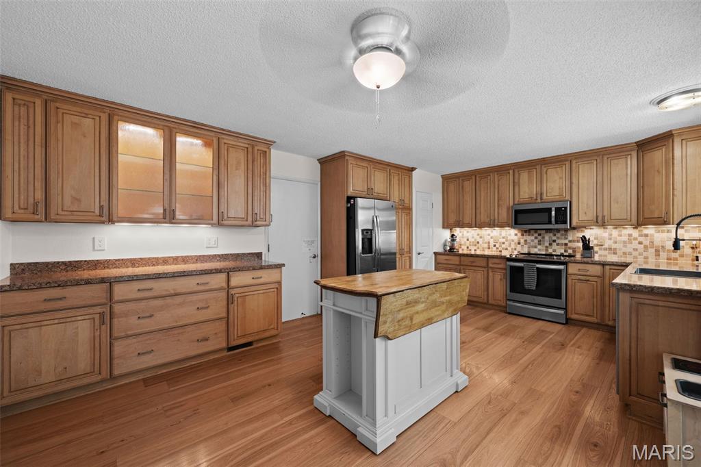 Meadowbrook Farm 8 - Residential