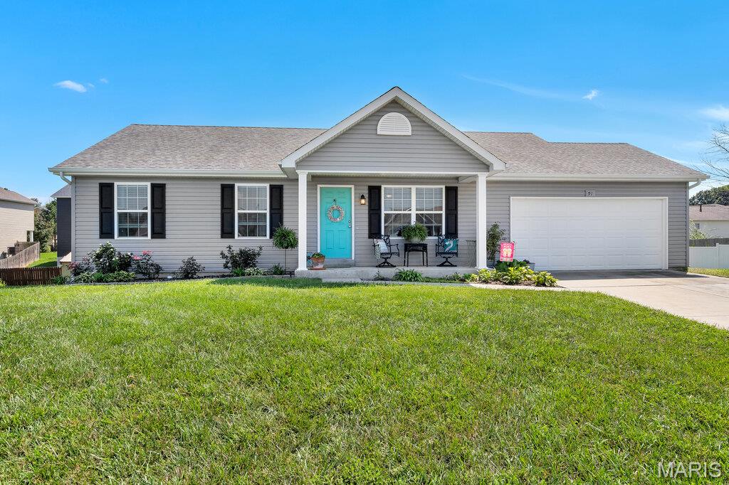 Welcome to this absolutely adorable home, where the homeowners’ love of the beach shines thru-out. Tucked away in the desirable Winding Pines subd w/Troy schools, this 3 bdrm, 2 bath ranch home offers an inviting open floor plan, a spacious kitchen, and an abundance of natural light. The main-floor laundry adds everyday convenience, while the lower level is prepped and ready for your finishing touches. Plus, its backyard offers the perfect setting for outdoor entertaining. Put this one on YOUR must see list. Easy to show.  Act now and make this adorable home YOURS!