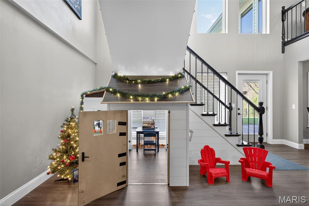 Summit Estate - Residential
