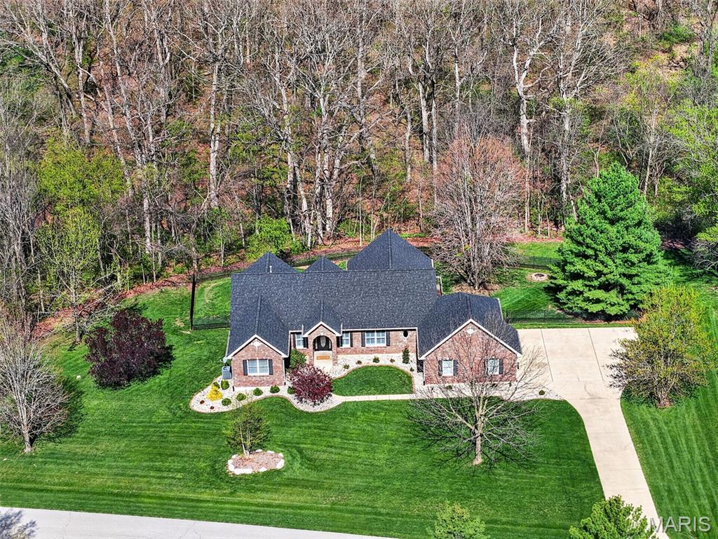 Summit Estate - Residential