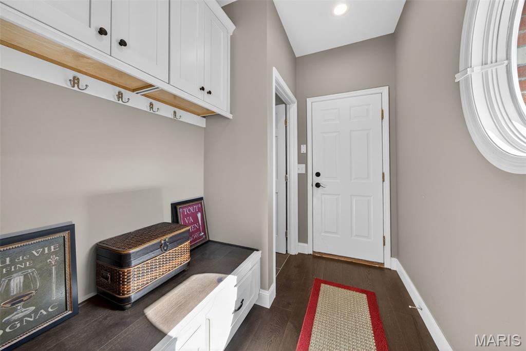 Summit Estate - Residential