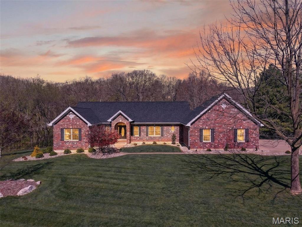 Summit Estate - Residential