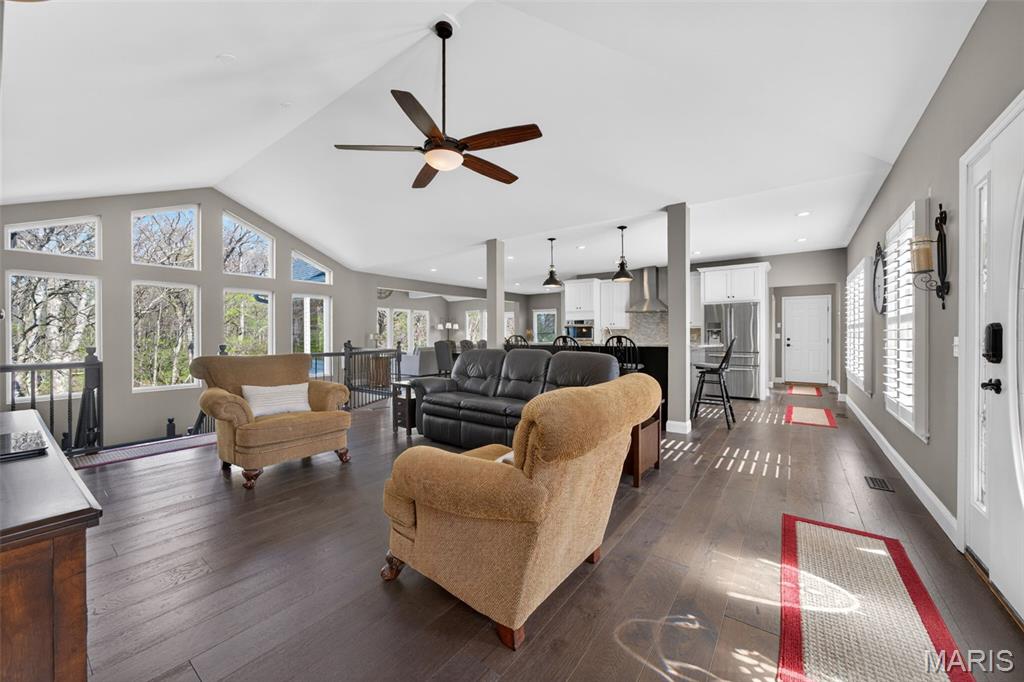 Summit Estate - Residential