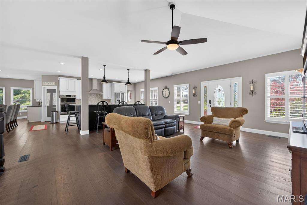 Summit Estate - Residential