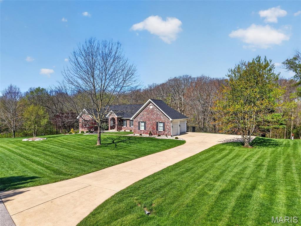 Summit Estate - Residential