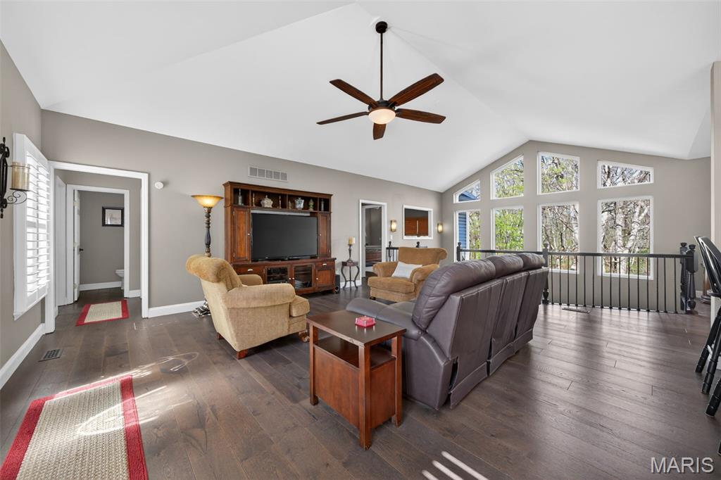 Summit Estate - Residential