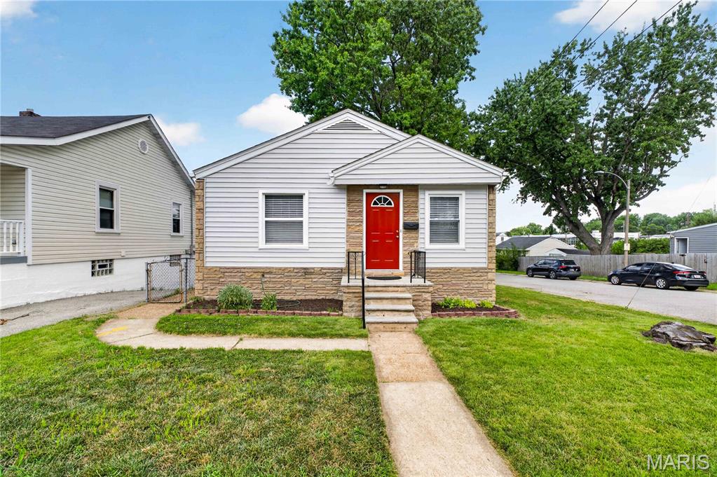 Move right into this charming bungalow situated on a desirable corner lot in the sought-after North Hampton neighborhood! Freshly painted and featuring beautiful hardwood floors throughout the main level, this home offers timeless character paired with modern comfort. 
Main floor living includes the spacious living room, which flows to the breakfast room and convenient kitchen paired with two comfortable bedrooms and a full bath.. The partially finished lower level features a ceramic tile floor, providing flexible space for a family room, home office, workout area, or hobby room.
Step outside to enjoy the spacious deck overlooking the large, fenced backyard—perfect for entertaining, gardening, or letting pets play. A detached garage offers added convenience, while the one-year-old house roof provides peace of mind for years to come.
Located just minutes from the South City YMCA, Tilles Park and others, shopping, restaurants, and everything South City has to offer, this well-maintained home is ready for its next owner. Don't miss this fantastic opportunity to own a move-in ready gem in one of St. Louis' most desirable neighborhoods!  Showings start Friday July 17th. Open House Sunday July 19th.