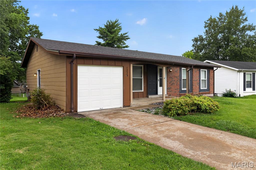Welcome home to this charming, well-maintained ranch in the heart of Florissant! This delightful 3-bedroom, 1-bath home offers a bright and inviting living room, perfect for relaxing, and a spacious eat-in kitchen ready for your culinary creations. Enjoy the comfort of hardwood flooring throughout the main level and the flexibility of a partially finished basement, ideal for a home office, gym, or recreation space. Situated on a level lot, the property features a convenient 1-car attached garage and a patio, perfect for outdoor gatherings. Ideally located near shopping, dining, and schools.