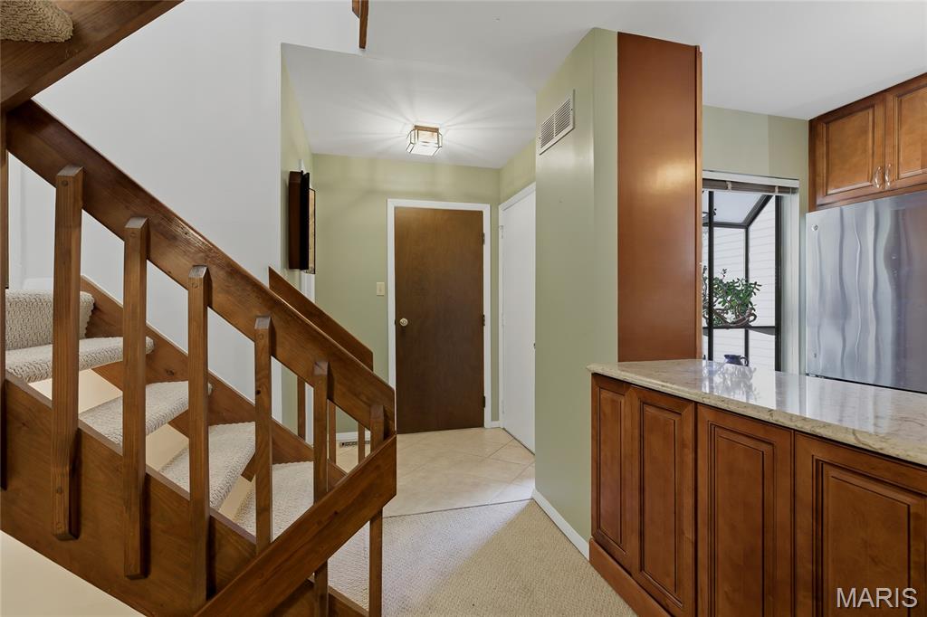Treetop Condo - Residential