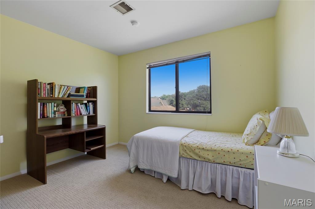 Treetop Condo - Residential