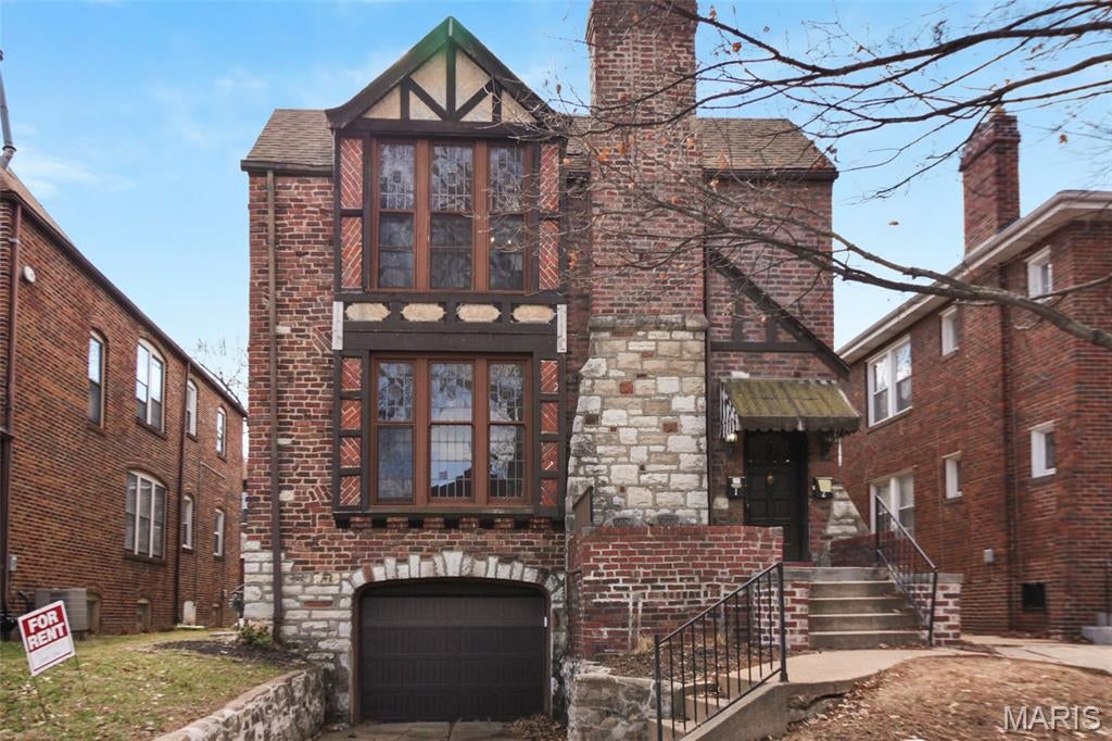 University Park - Residential Income
