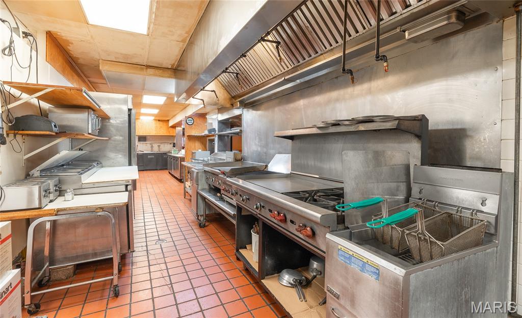 None - Commercial Lease