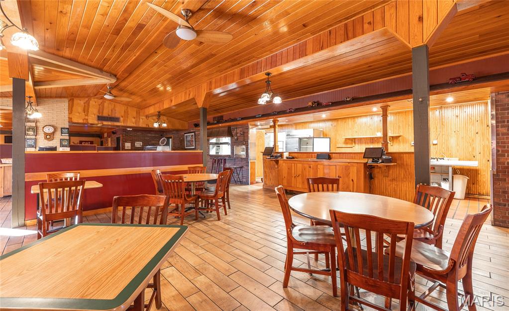 None - Commercial Lease