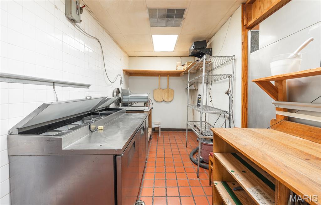 None - Commercial Lease
