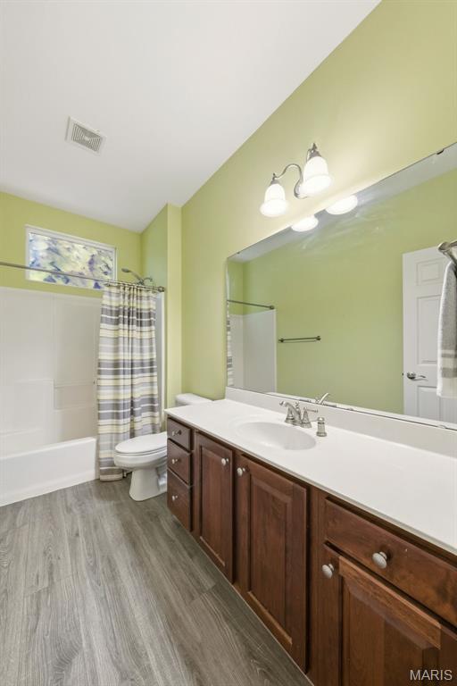 Lake Sherwood Estates - Residential
