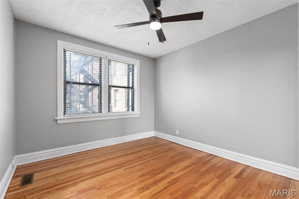 Demun Park - Residential Lease