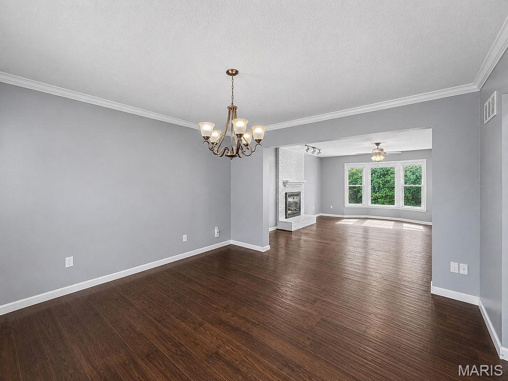 Chateau Woods - Residential