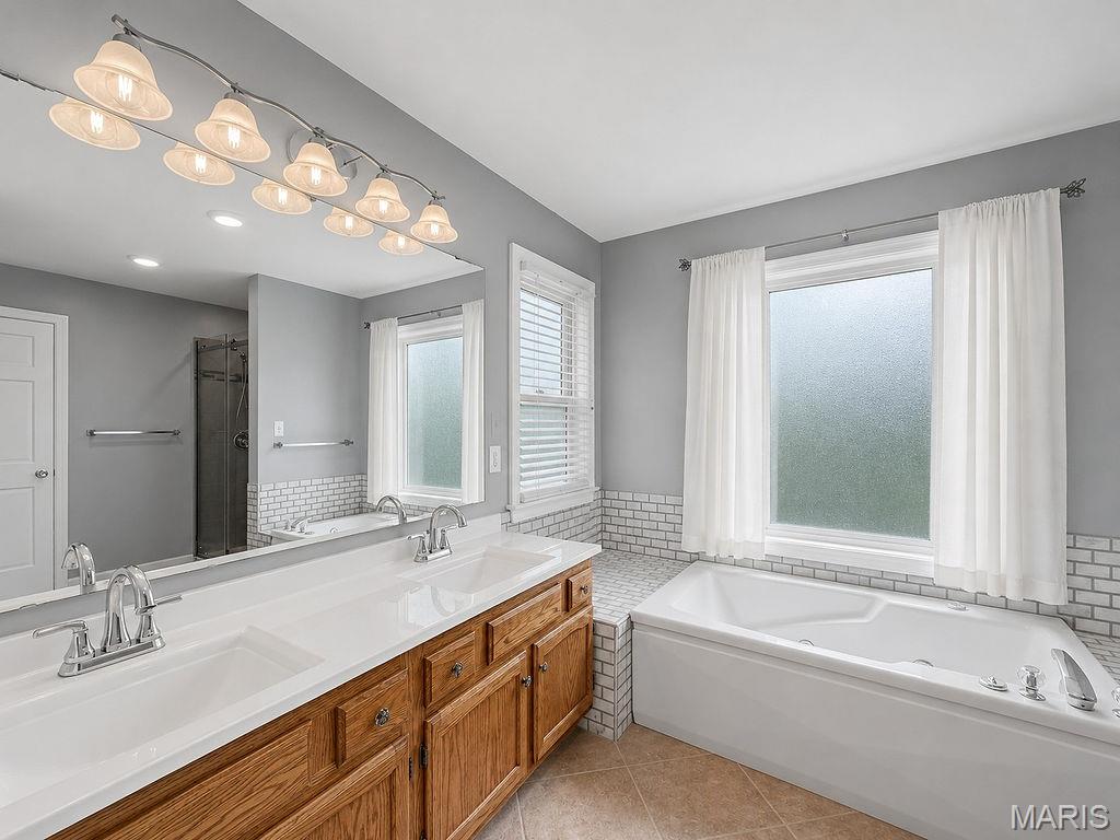 Chateau Woods - Residential