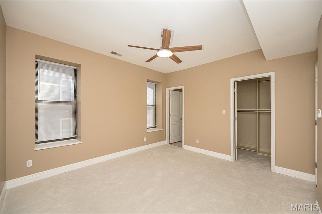 Del-Clare Condos - Residential