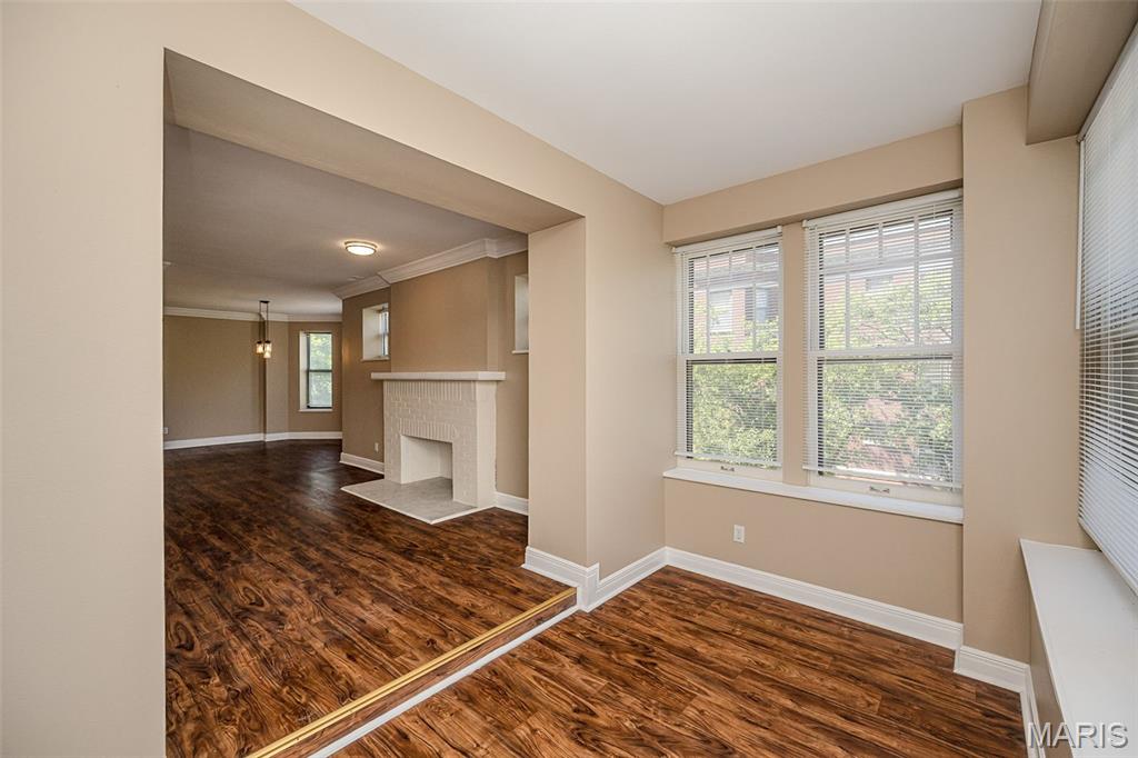 Del-Clare Condos - Residential