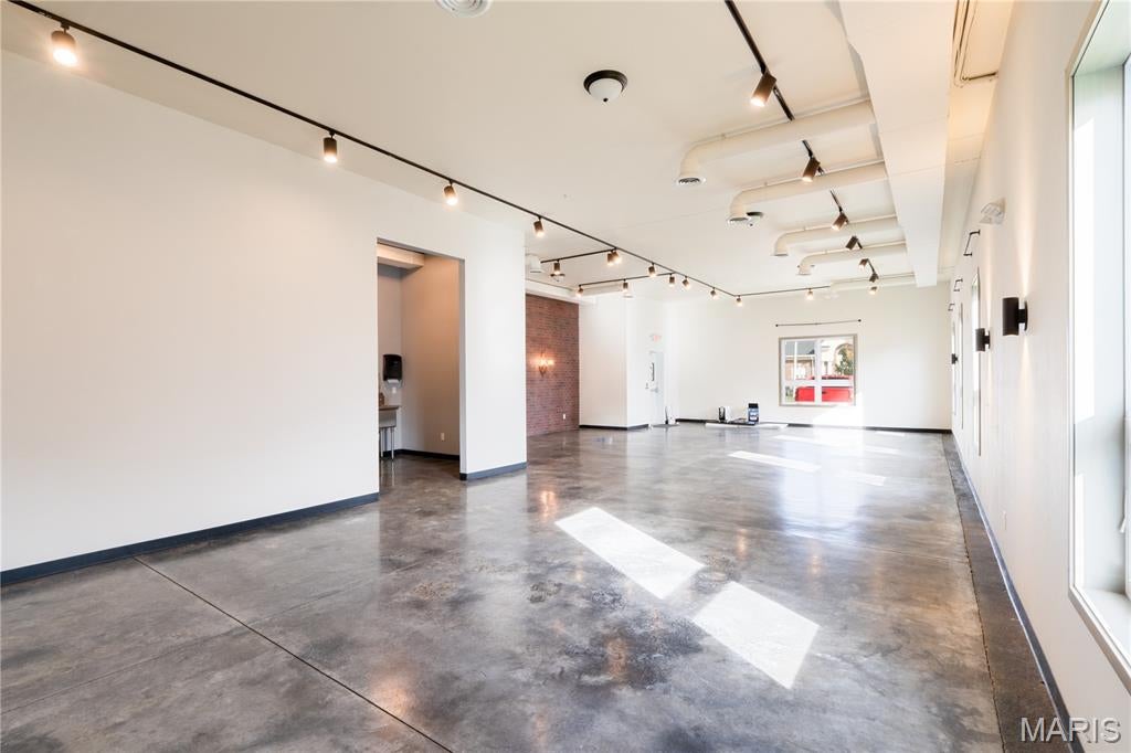 Magnolia Commons - Commercial Lease