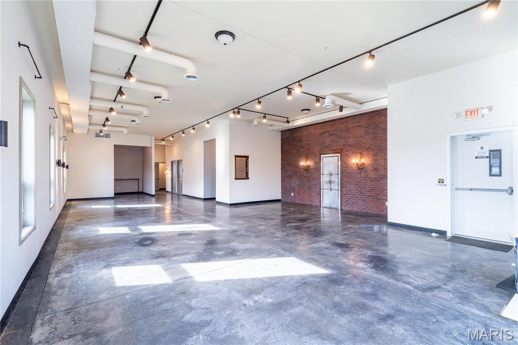 Magnolia Commons - Commercial Lease