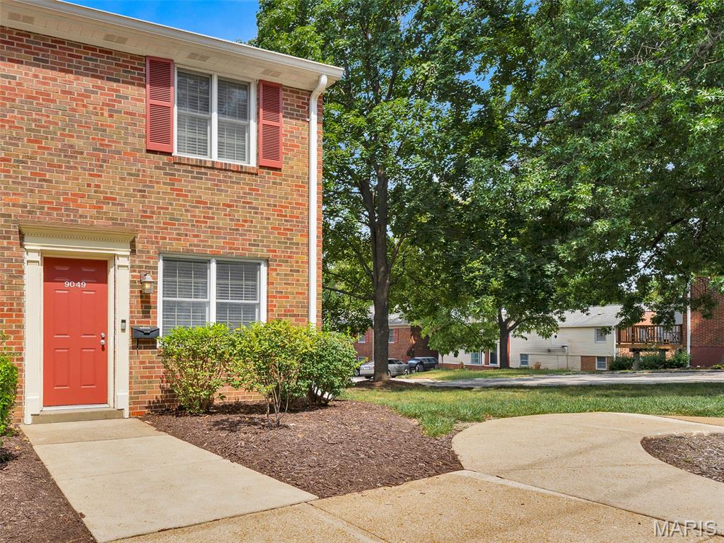 Brentwood Forest Condo Ph Two - Residential