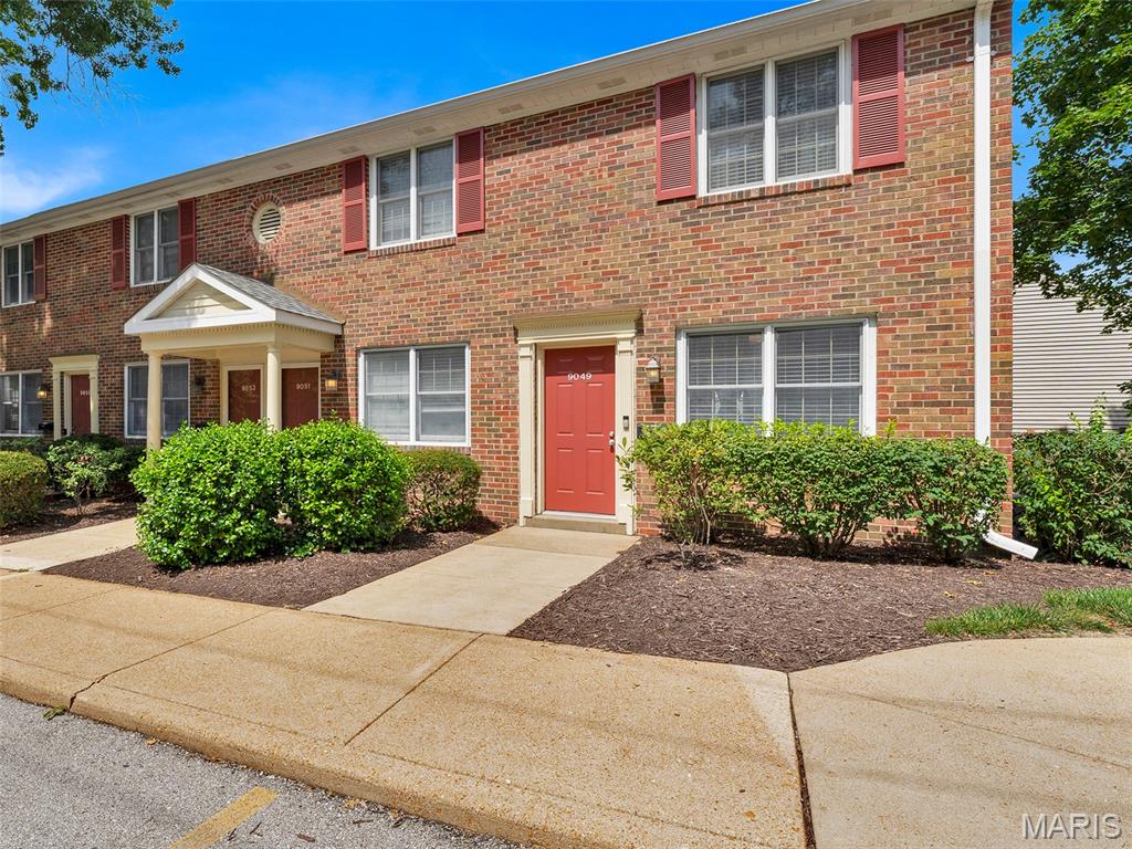 Brentwood Forest Condo Ph Two - Residential