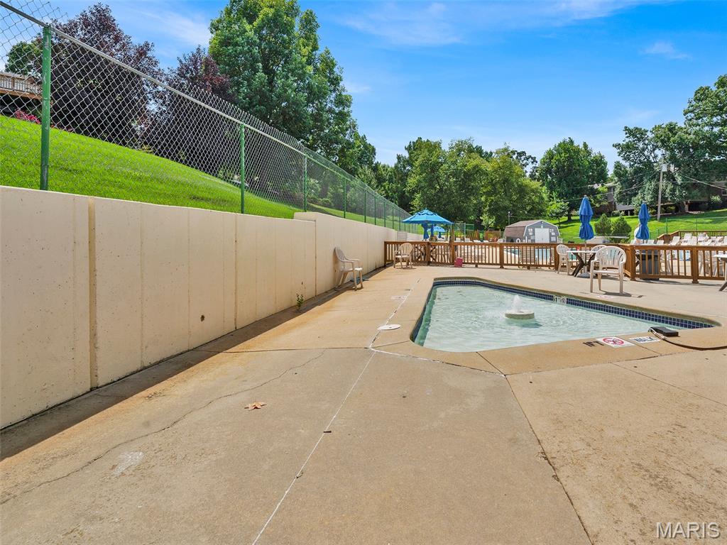 Brentwood Forest Condo Ph Two - Residential
