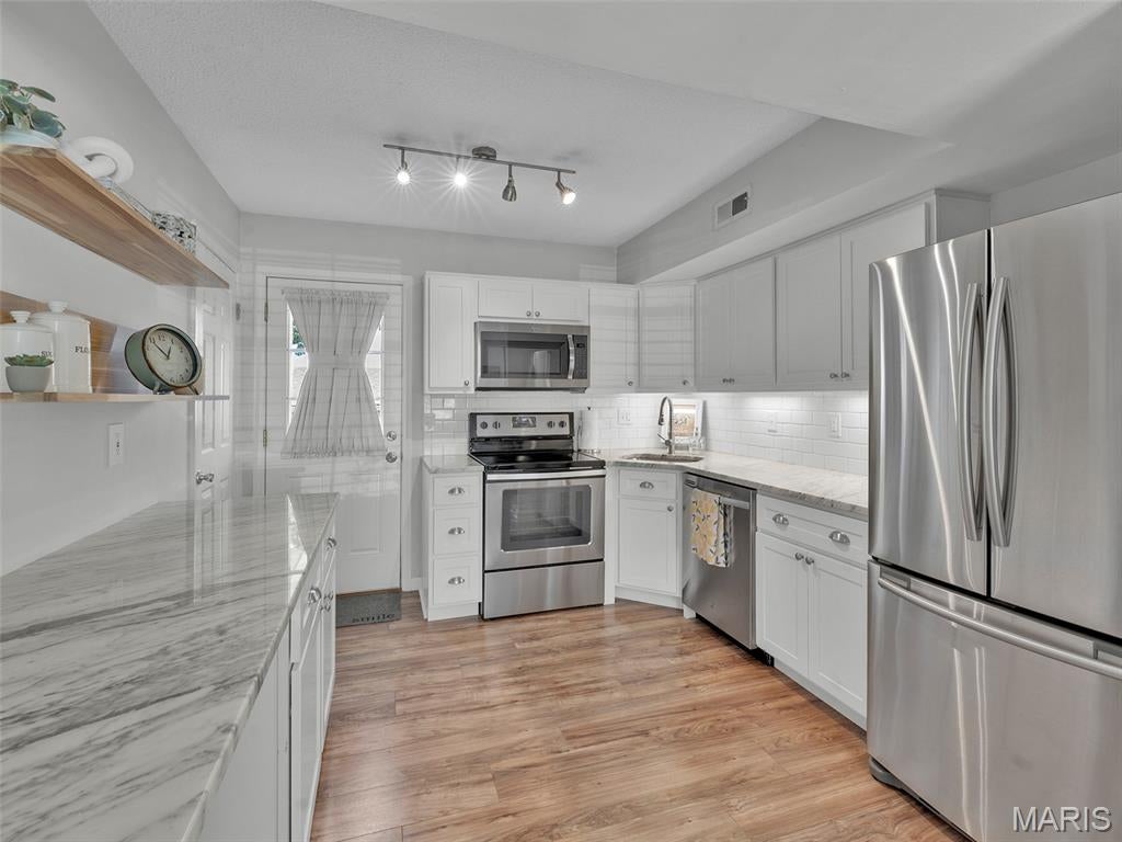 Brentwood Forest Condo Ph Two - Residential
