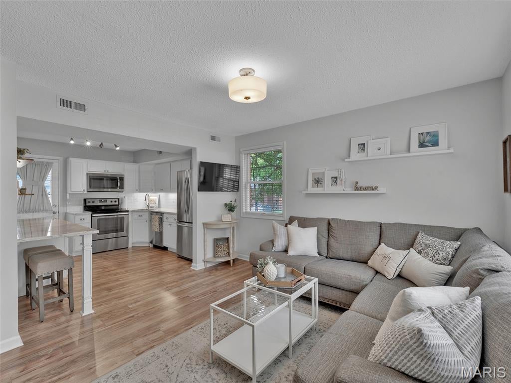 Brentwood Forest Condo Ph Two - Residential