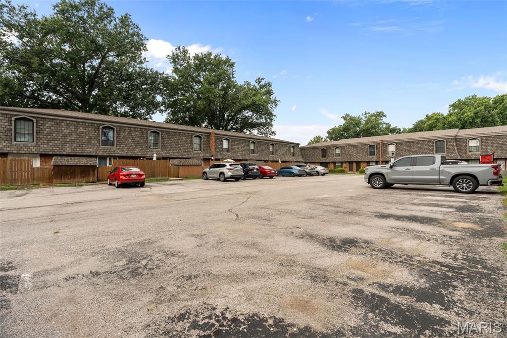 Monreale Condo Bldg 11 - Residential