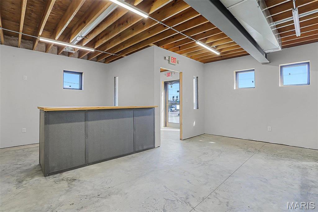 none - Commercial Sale