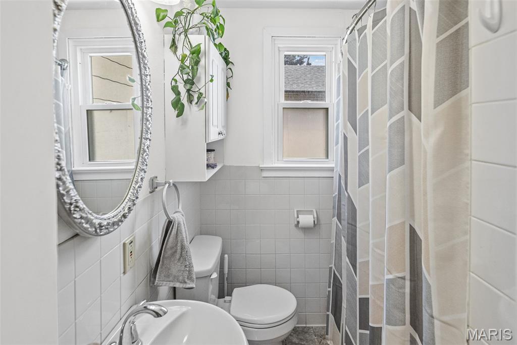 Commercial Place - Residential