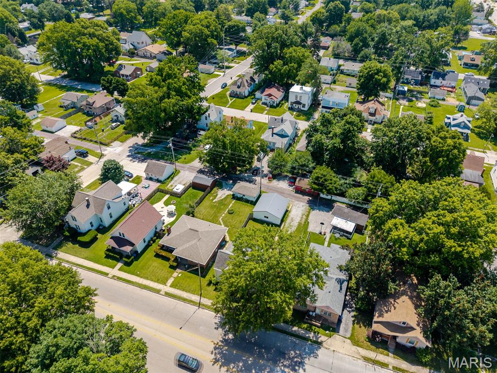 Commercial Place - Residential
