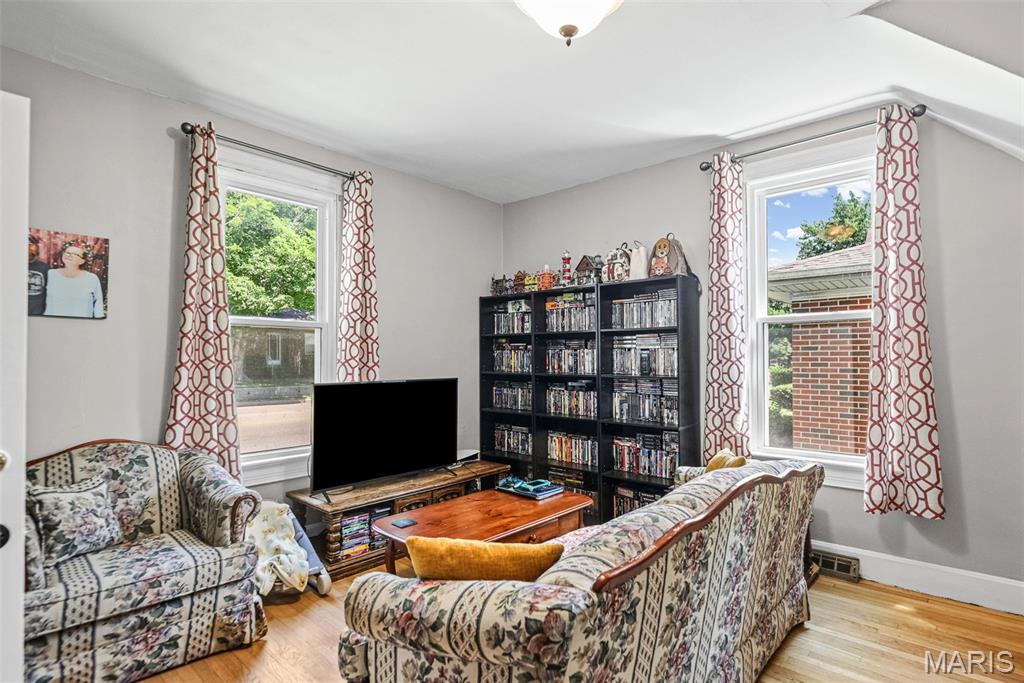 Commercial Place - Residential