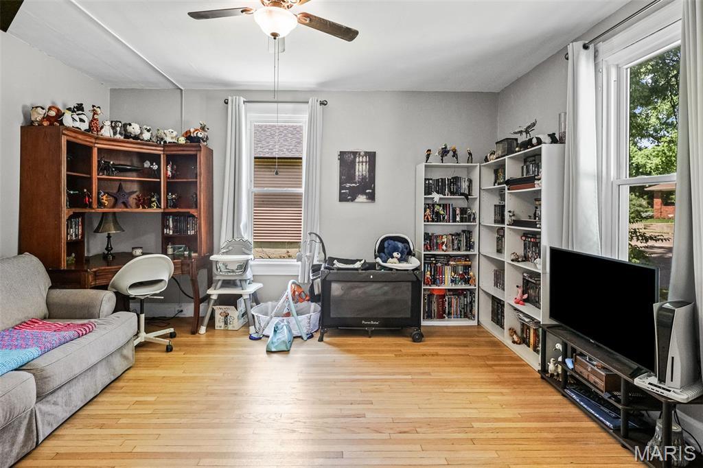 Commercial Place - Residential