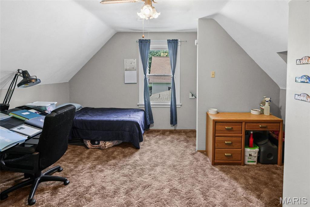 Commercial Place - Residential