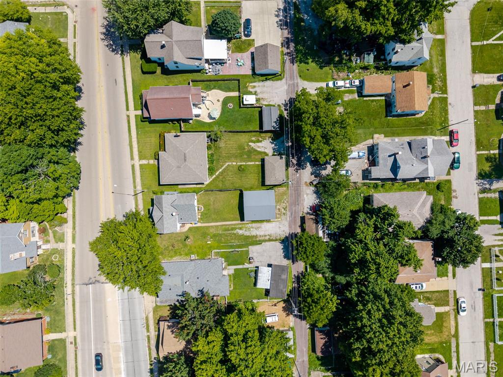 Commercial Place - Residential