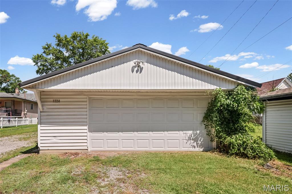 Commercial Place - Residential
