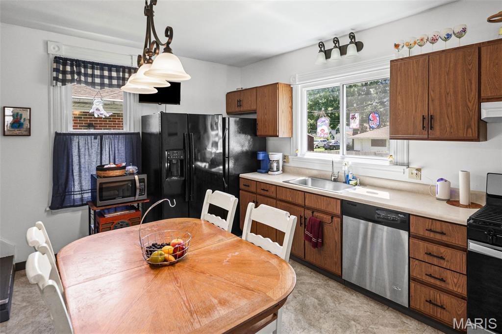 Commercial Place - Residential