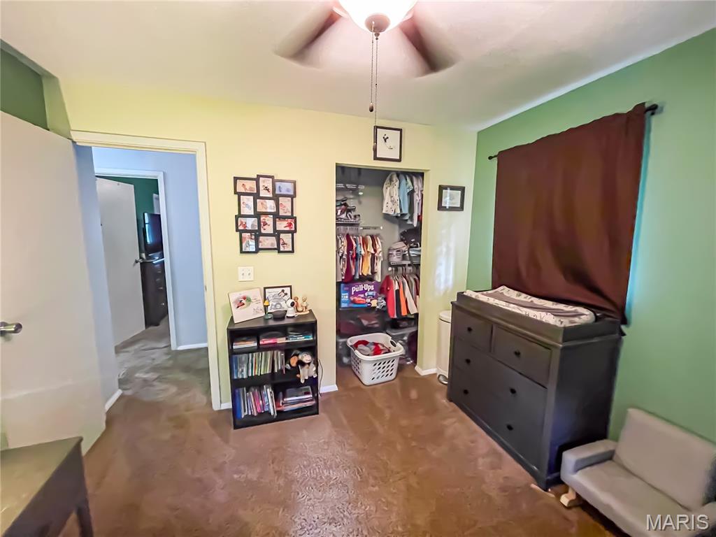 Oakland Manor - Residential