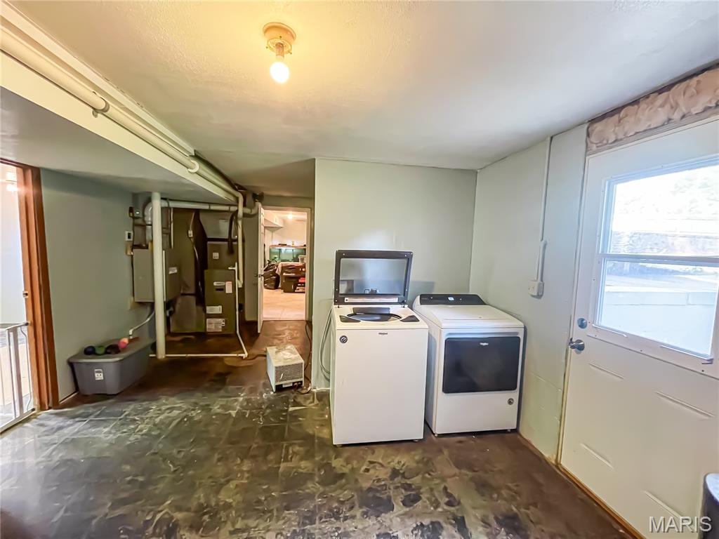 Oakland Manor - Residential