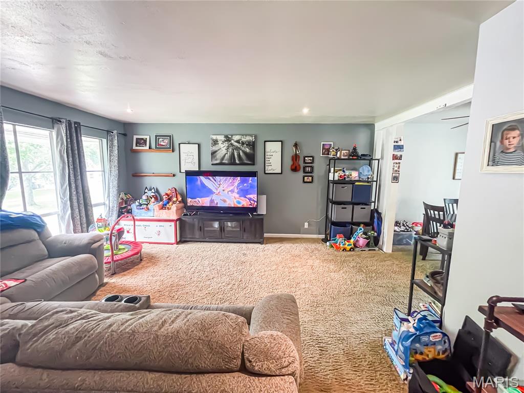 Oakland Manor - Residential